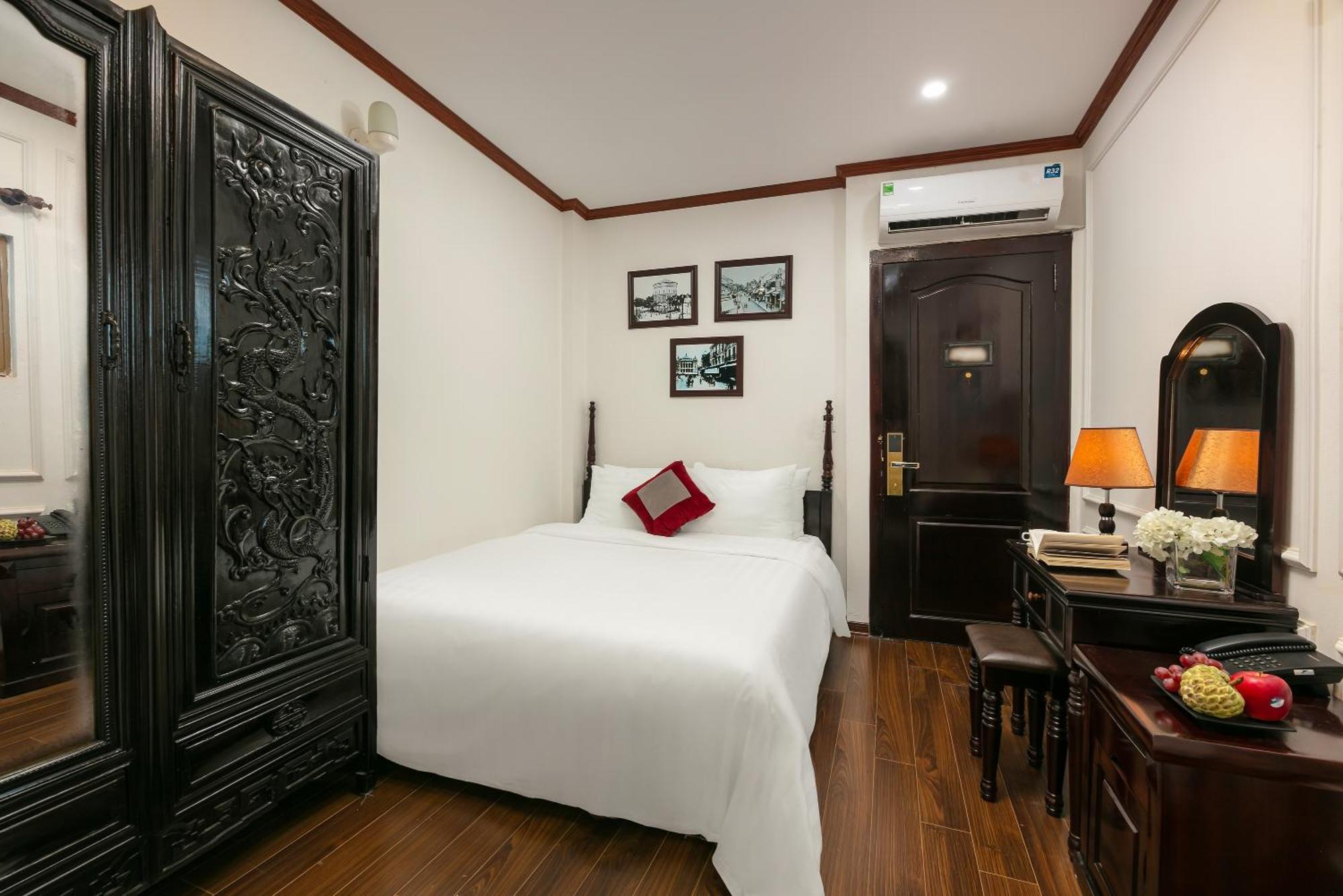 Silk Castle & Hotel Hanoi